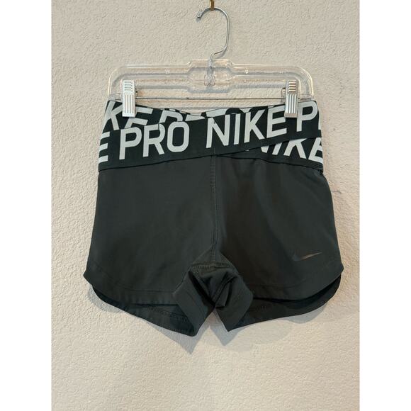 NIKE PRO SHORTS - Picture 1 of 4